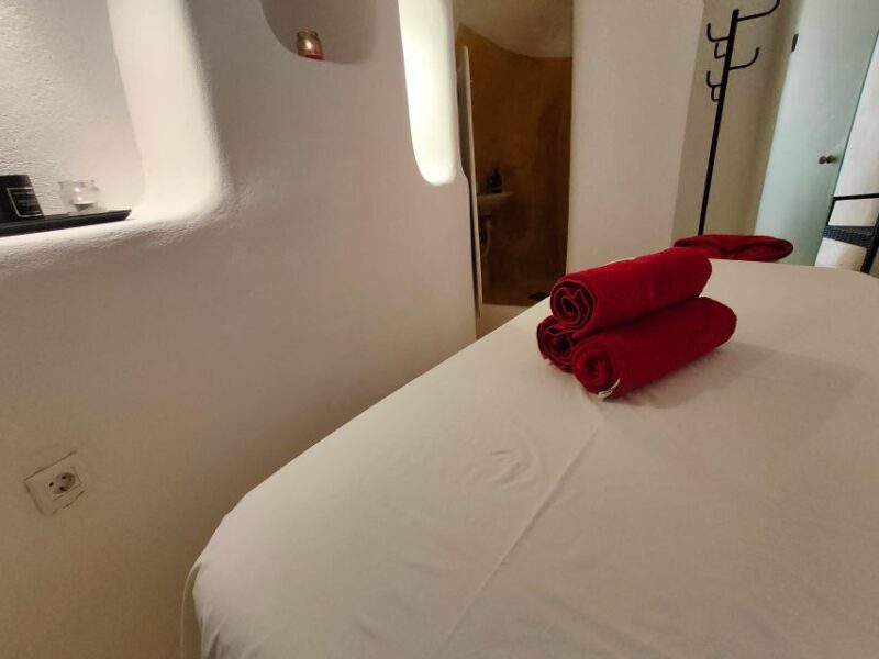 Akrotiri: Singles' Aromatherapy Massages - The Booking Process and Flexibility