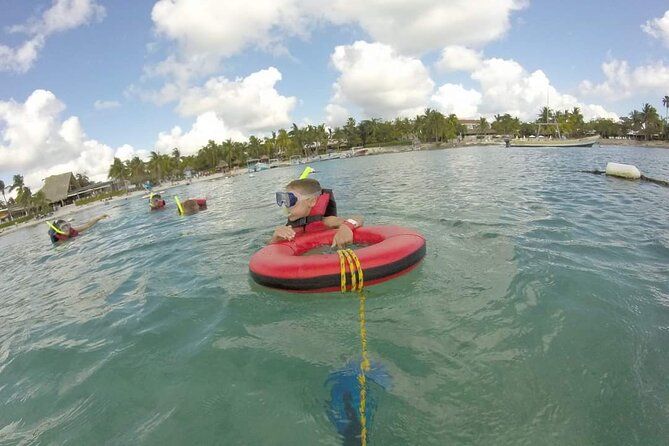 Akumal turtles sanctuary and go pro photos - Why This Tour Stands Out in Akumal