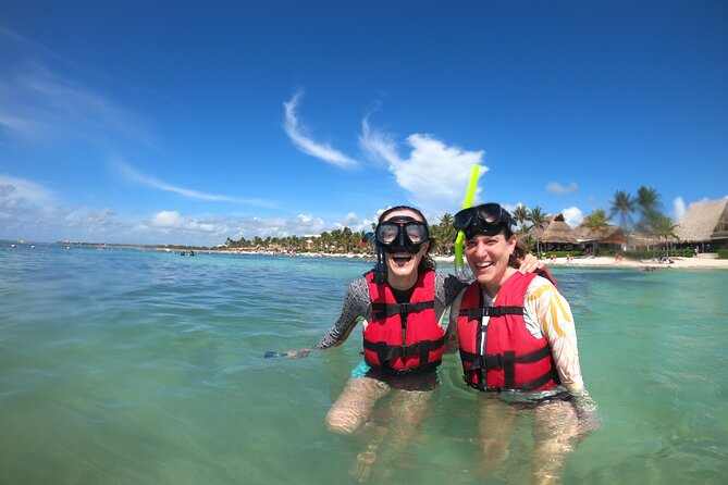 Akumal Turtles Snorkeling and GoPro pictures - Physical Requirements and Accessibility
