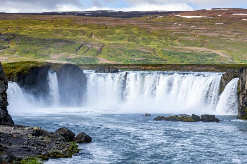 Akureyri: Dettifoss and Goðafoss Waterfalls Tour - Witnessing the Power of Dettifoss Waterfall