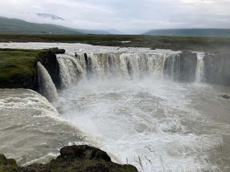 Akureyri: Goðafoss Waterfall & City Highlights Voyage - Considerations: Who Will Enjoy This Tour Most?