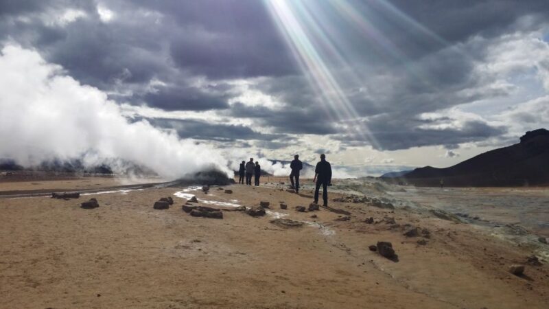 Akureyri Port: Lake Mývatn & Goðafoss Waterfall Day Trip - The Stops at Skútustaðagígar and Dimmuborgir