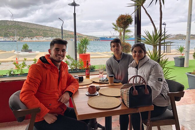 Alaçat & Çeme Chill Tour: Vibes, Streets & Snapshots - Wandering the Streets of Alaçat: Colorful Houses and Charming Vibes