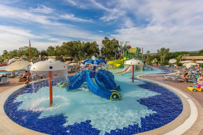 Alanya: All-Inclusive Eftalia Island Aquapark Day Trip - Highlights of the Water Park Activities and Attractions