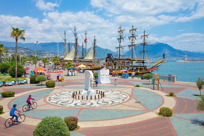 Alanya Cable Car, Boat Trip and Dimcay Tour - Free Time in Alanya and the Friday Bazaar