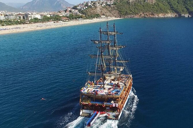 Alanya Catamaran Boat Tour with Lunch, Soft Drinks & Transfer - Returning to Alanya Limanı and Drop-Off