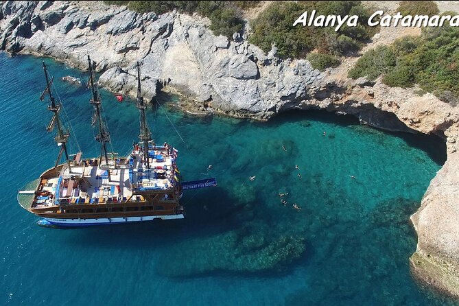 Alanya Catamaran Boat Trip incl. Lunch and drinks - Practical Details: Meeting Point and Group Size