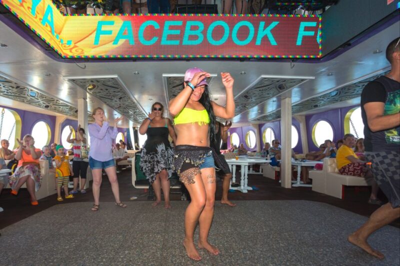 Alanya: Pirate Boat Tour with Buffet Lunch and Drinks - Cleopatra Beach and Afternoon Entertainment