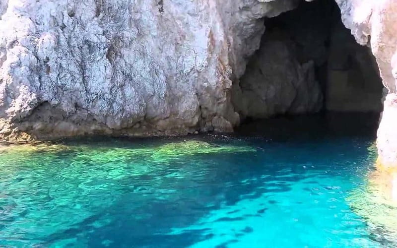 Alanya: Pirate Boat Tour with Lunch & Unlimited Soft Drinks - Key Points