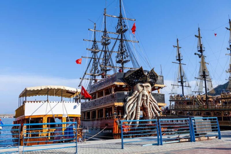 Alanya: Pirate Boat with Foam Party incl. Lunch & Drinks - Key Points