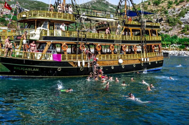 Alanya: Pirate Boat with Foam Party incl. Lunch & Drinks - Accessibility and physical requirements