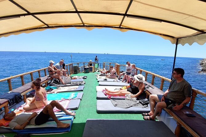 Alanya Relaxing Boat Tour with Lunch, Soft Drinks & Transfer - Food, Drinks, and Dietary Notes