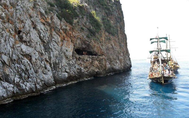 Alanya Relaxing Family Boat Tour Without Foam And Loud Music - Who Will Enjoy This Tour Most?