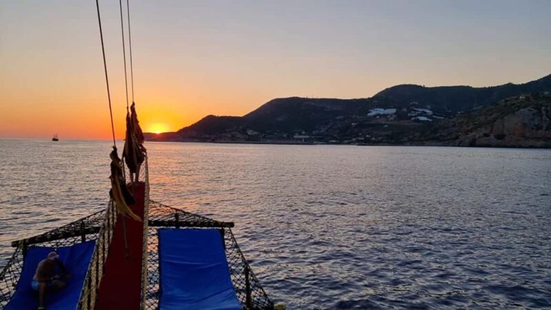 Alanya: Sunset Cruise with Dinner and Foam Party - Comparing this tour to similar experiences