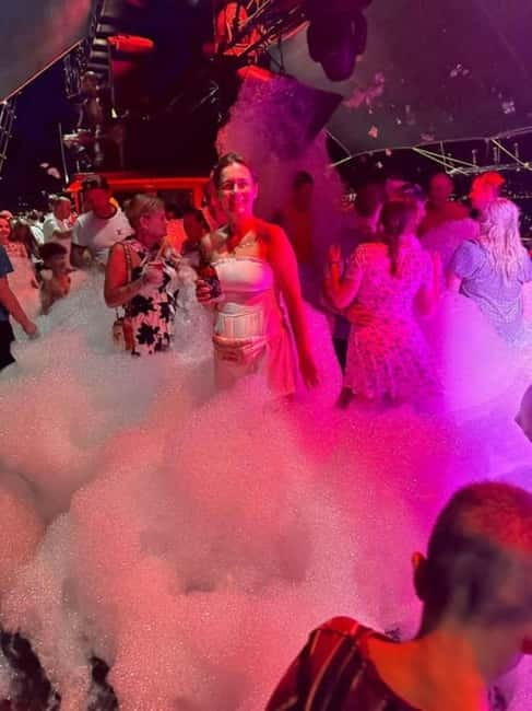Alanya Sunset Pirate Boat: Music & Foam Party - The Foam Party and Live Entertainment
