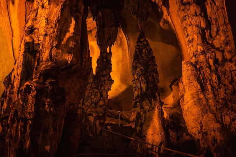 Alanya: Syedra, Iotape, Lie Cave & Antiochia ad Cragum Tour - Enjoying a Traditional Turkish Lunch by the Coast