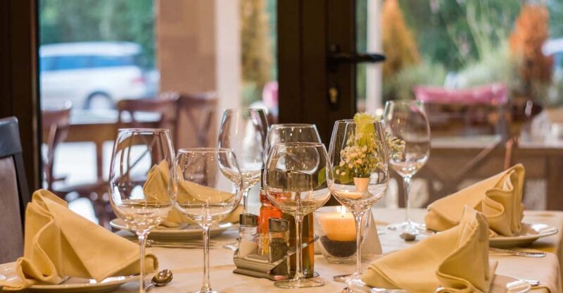 Alanya: Table Reservation with View and Hotel Transfer - Key Points