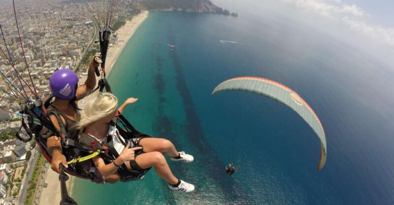 Alanya: Tandem Paragliding Experience - Ascend to 700 Meters for Stunning Aerial Views