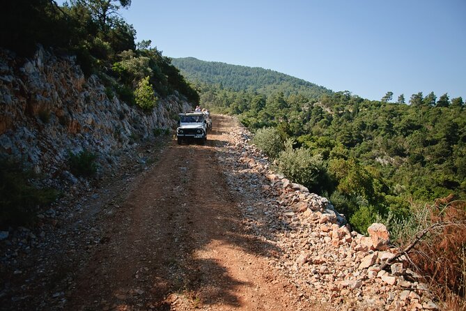 Alanya Taurus Mountains Jeep Safari & Lunch at Dimcay River - Exploring a Traditional Turkish Village