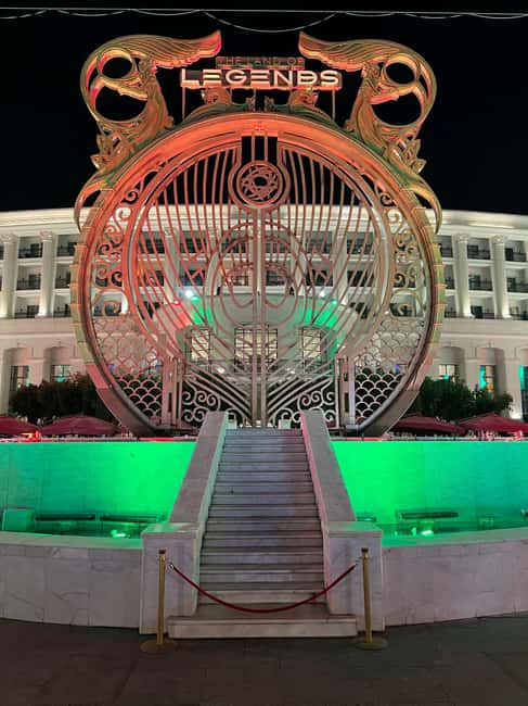 Alanya: The Land of Legends Winter Festive Show Entry - The Magic of the Festive Decorations and Lights