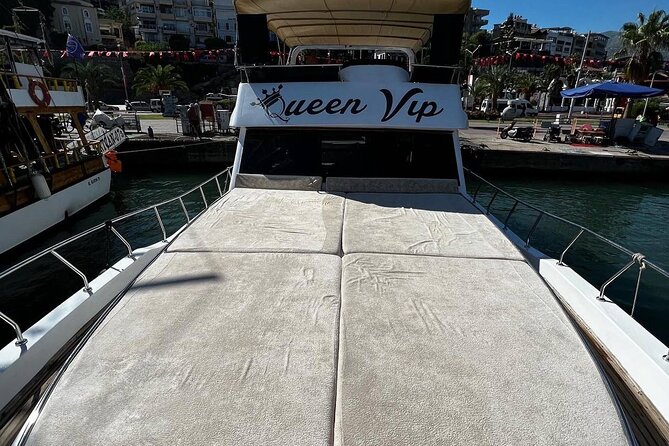 Alanya VIP Yacht Tour With Lunch and Unlimited Soft Drink - Luxurious Alanya VIP Yacht Tour for Up to 10 People at $1,158.61