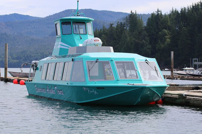 Alaskan Lodge Adventure and Seafeast - Expert Guides and Engaging Narration