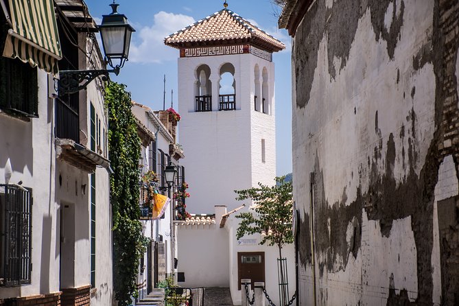 Albaicín & Sacromonte Walking Tour - Starting Point and Tour Duration