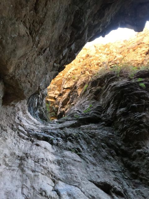 Albalderos canyon - The Itinerary: From the Initial Walk to the Big Descent