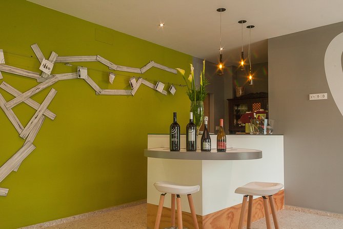 Albariño trails Private Wine Tour/Shore excursion from Vigo - Key Points