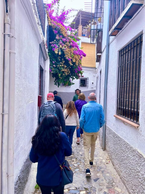 Albayzín: Granada's Albayzín Tour with Food Tasting - Value and Booking Flexibility