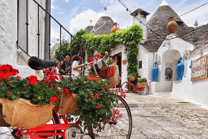 Alberobello and Matera private bus tour from Bari - Exploring Matera’s Sassi in Depth