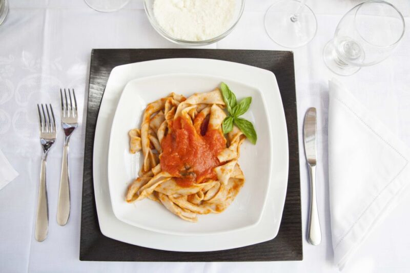 Alberobello: Dining Experience at a Local's Home - Meeting at a Local Cesarinas Home in Alberobello or Locorotondo