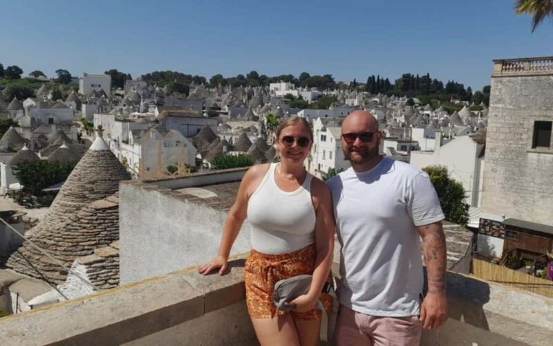 Alberobello: Gastronomic Walking Tour - Logistics and Group Experience