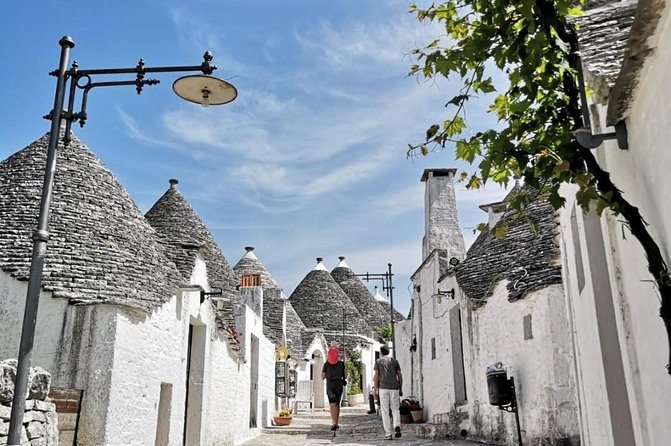 Alberobello private walking tour with gelato tasting - The Experience with a Local Guide