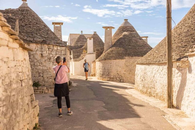 Alberobello: Walking Tour among Trulli Houses with a Local - Alberobellos Famous Trulli Houses and Their Stories