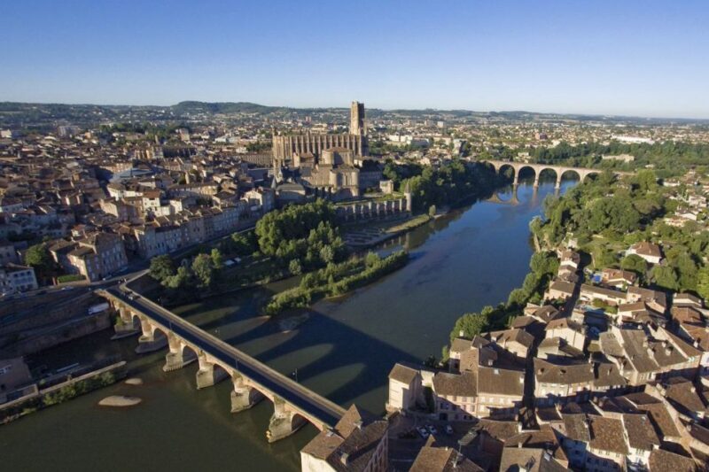 Albi: Private Guided Walking Tour - Berbie Palace and the Toulouse-Lautrec Museum