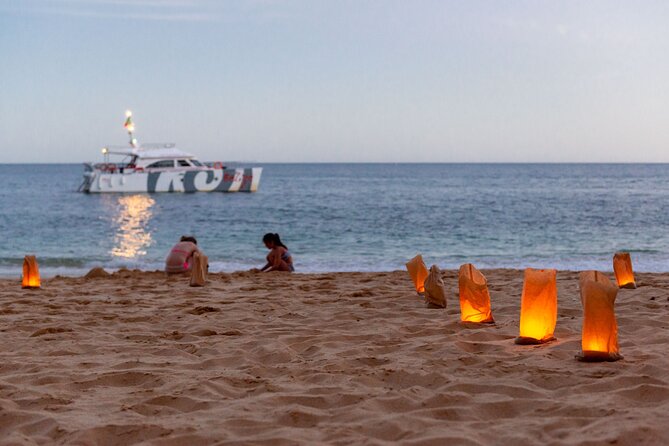 Albufeira: 6-Hour Sunset Dinner Catamaran Cruise with Open Bar - Onboard Drinks and Live Entertainment