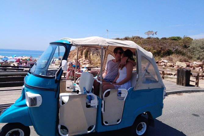 Albufeira: A Local Experience w/food tasting & local shops - Viewing the Praia dos Pescadores from the Coast