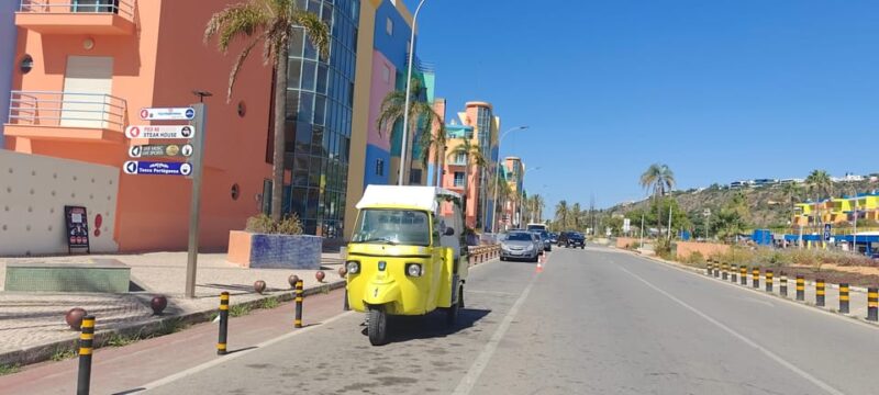Albufeira: Albufeira Marina & west coast Tour 1.5h - The Stunning Albufeira Coastline