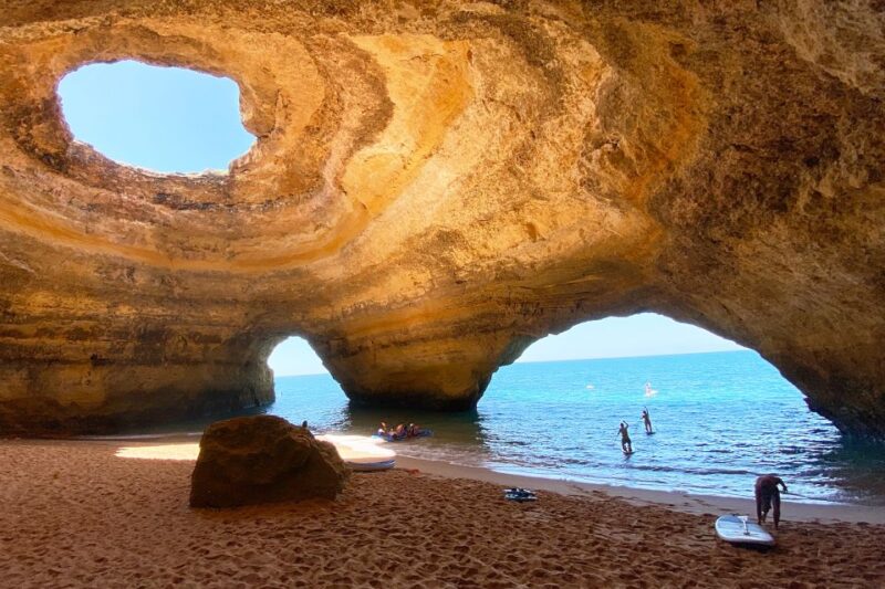 Albufeira: Benagil Caves & Dolphin Watching Speed Boat Tour - Dolphin Watching: An Exciting Bonus