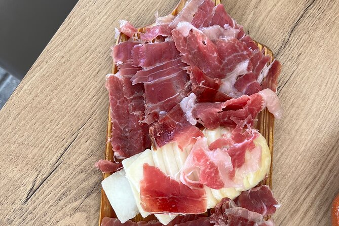 Albufeira Food Experience: Land & Sea Tapas w/ Wines - Who Would Enjoy This Most