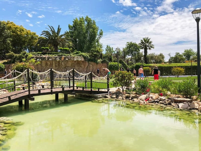Albufeira: MiniGolf Adventure Park Entry Ticket - The Waterfalls and Scenic Surroundings