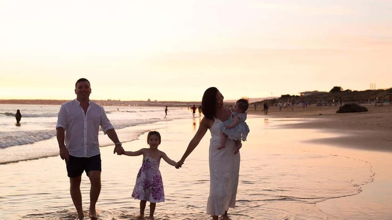 Albufeira: Professional Photographer - Professional Photos in Albufeira: Capture Your Best Self with Ivetta