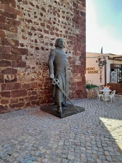 Albufeira: Silves Castle and Chapel of Bones, - Who Will Enjoy This Tour Most?