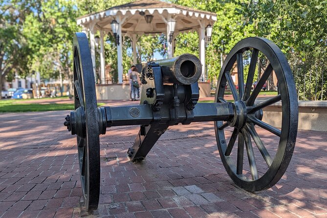 Albuquerque Scavenger Hunt Walking Tour and Game - The Experience of Solving Clues and Uncovering Hidden Gems