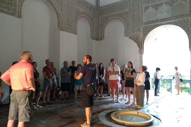 Alcazar & Cathedral of Seville Private Guided Tour - Starting Point: Plaza del Triunfo