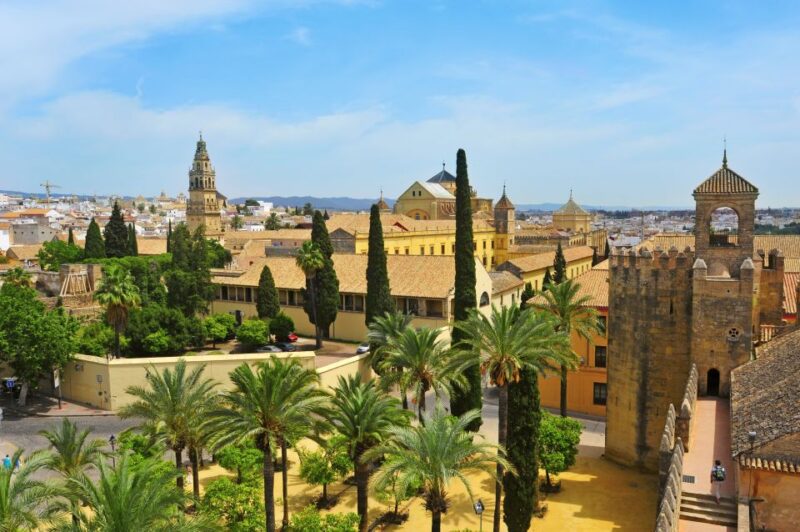 Alcazar of Cordoba Entry Ticket and Guided Tour - Experience the Guided Tour in Your Preferred Language