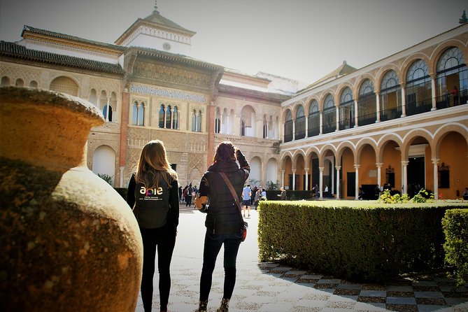 Alcazar of Seville Exclusive Group, max. 9 travelers - Skip-the-Line Access to the Alcázar