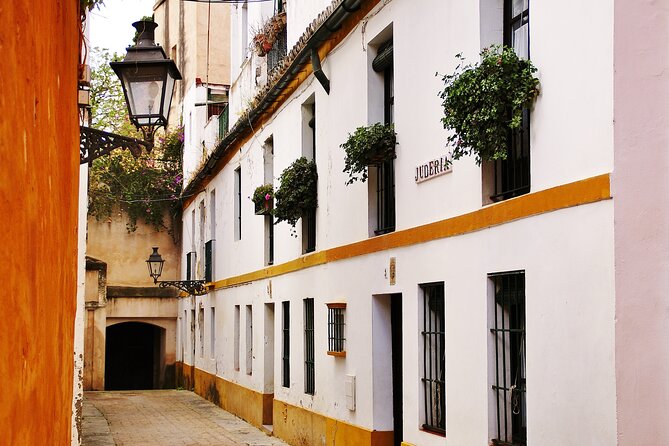 Alcazar & Santa Cruz Neighborhood Exclusive Group, max. 9 guests - Booking and Cancellation Flexibility