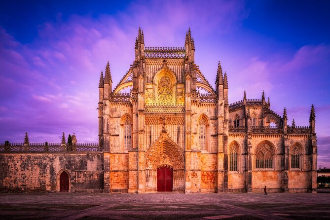 Alcobaça and Batalha Monasteries: Private Tour - Transport and Convenience